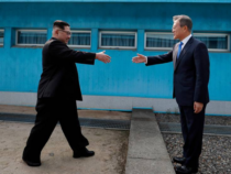 Corea, vertice Nord-Sud tra Kim Jong-un e Moon: «Pace entro fine anno e denuclearizzazione»