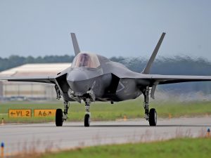 Difesa Europea: al bivio con dubbi su F35 e armamenti USA