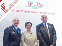 Scuola di volo per futuri piloti di caccia