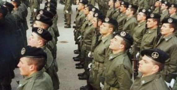 Difesa: Servizio di leva militare breve a quaranta giorni