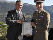 Alla Brigata Aosta il premio “Nassirya per la pace”