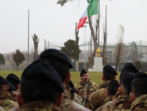 Generale Farina in visita alla Brigata “Granatieri di Sardegna”