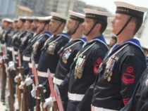 Marina Militare: Marcia di precisione e manovre con armi, senza ordini verbali. Il “Silent Drill”