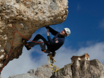 Corso basico di alpinismo: Alpini dell’Esercito addestrano i paracadutisti dell’Esercito USA