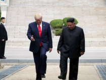Incontro storico: Trump con Kim sul confine tra le due Coree