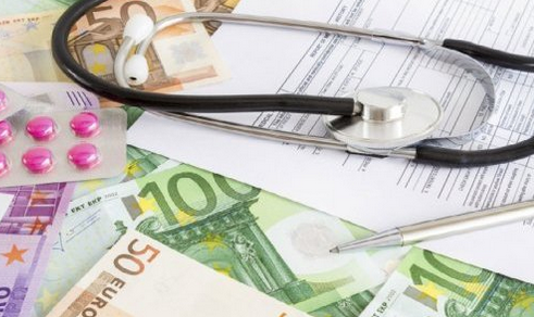 Sanità: quanto guadagnano infermieri e medici, il perchè del non rinnovo