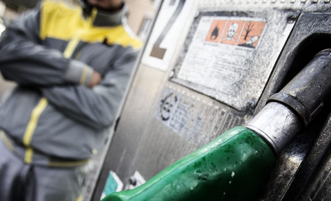 Benzina, a breve l’allineamento delle accise al valore più alto