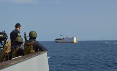 Esercitazione Antipirateria: impegnata nel golfo di Aden la nave De La Penne