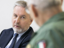 Sardegna: Il ministro Lorenzo Guerini in visita alla base aerea di Decimomannu