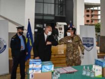 Kosovo: Dispositivi di protezione donati dai militari italiani della NATO KFOR