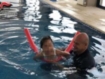 Libano: I Carabinieri “curano” i disabili insegnando a stare in acqua