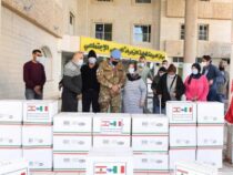 Solidarietà: Libano, Caschi Blu italiani consegnano alimenti