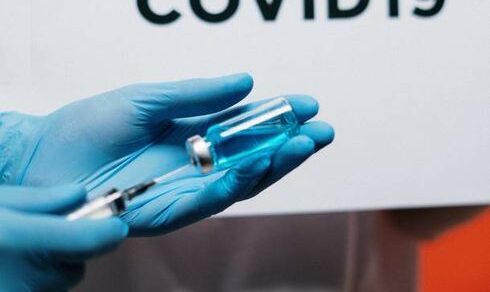 Covid: danno da vaccino, indennizzo anche senza obbligo