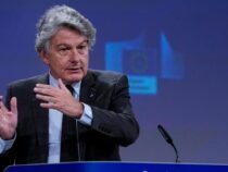 Vaccini e passaporto sanitario: Thierry Breton, “L’Europa raggiungerà l’immunità di gregge entro metà luglio prossimo”