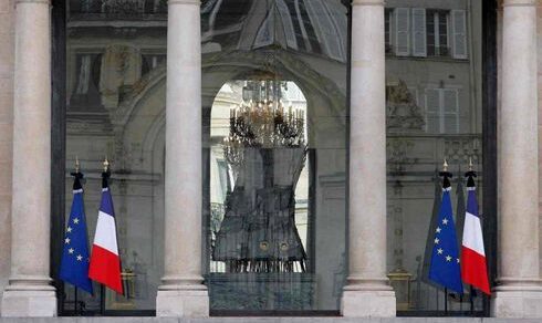 Francia: Arrestati sette ex terroristi delle Brigate Rosse