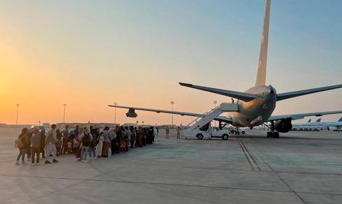 Aquila Omnia: La 46ª Brigata Aerea di Pisa premiata per il ponte aereo da Kabul