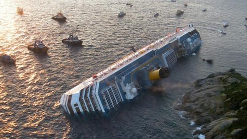 Cronaca: Dieci anni fa la tragedia della nave da crociera Costa Concordia