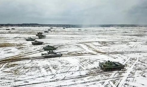 Estero: La più grande esercitazione militare russa
