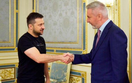 Esteri: Incontro a Kiev tra il Ministro Guerini e Zelensky
