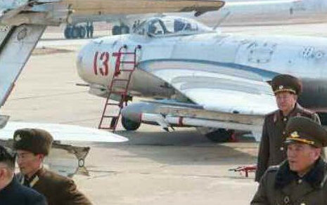 Vecchi MIG russi trasformati in droni senza pilota dalla Corea del Nord